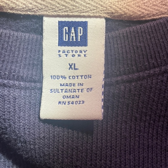 Gap factory - Picture 3 of 4